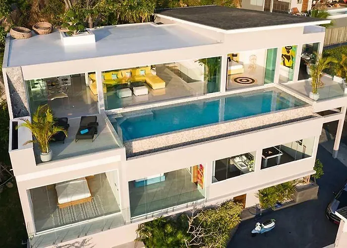 Villa Ray