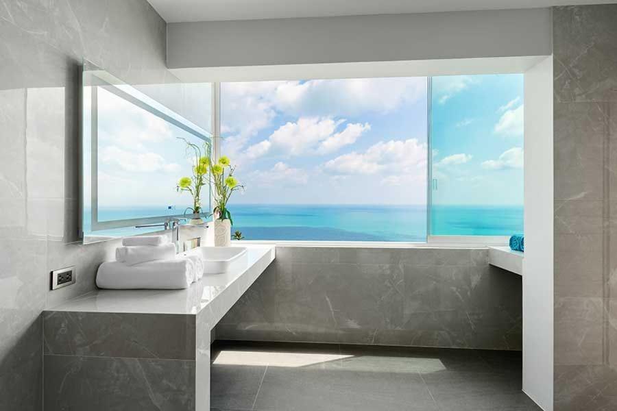 Ray * Koh Samui